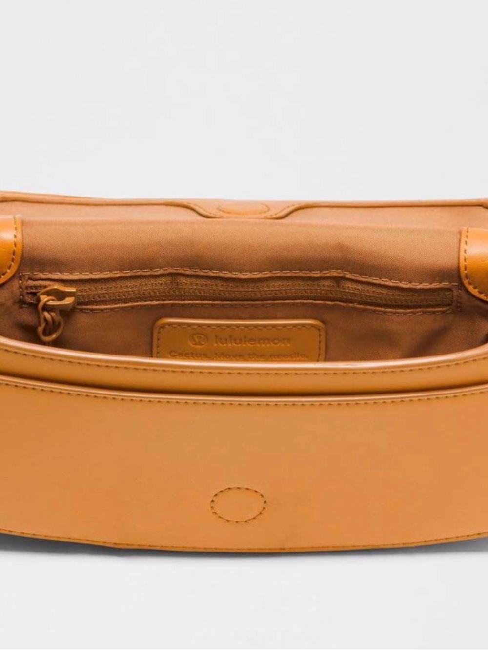 Lululemon Cactus ‘leather Mini Bag Chestnut Brown Crossbody NWT - Picture 2 of 9